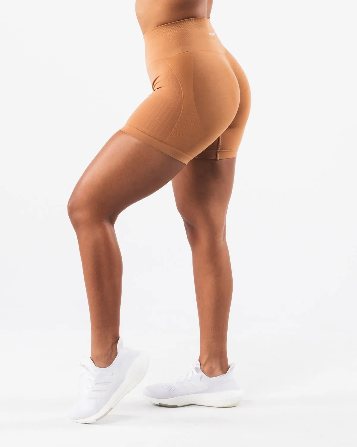 Amplify Contour Short 5" - Clay