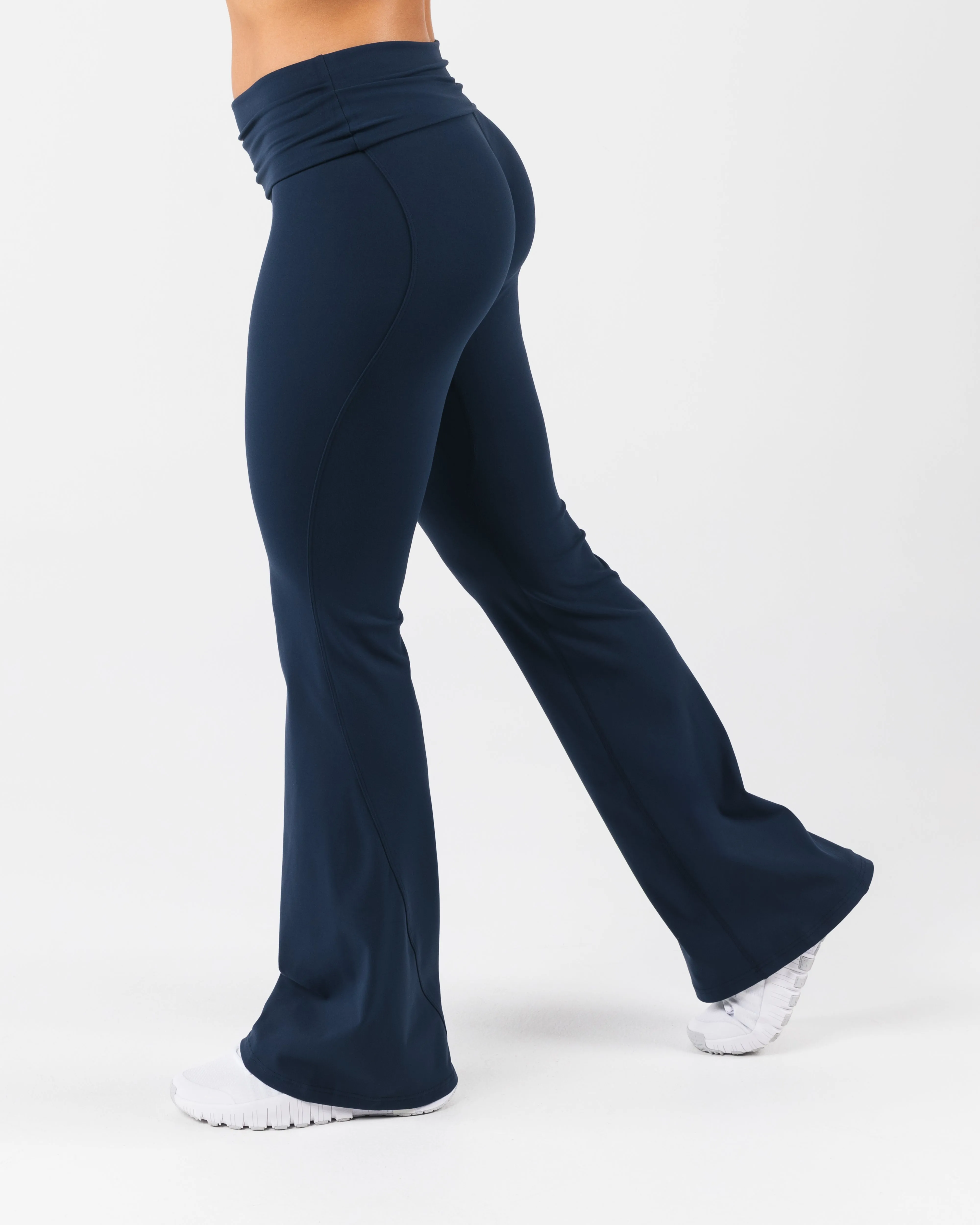Aura Foldover Flare - Anchor