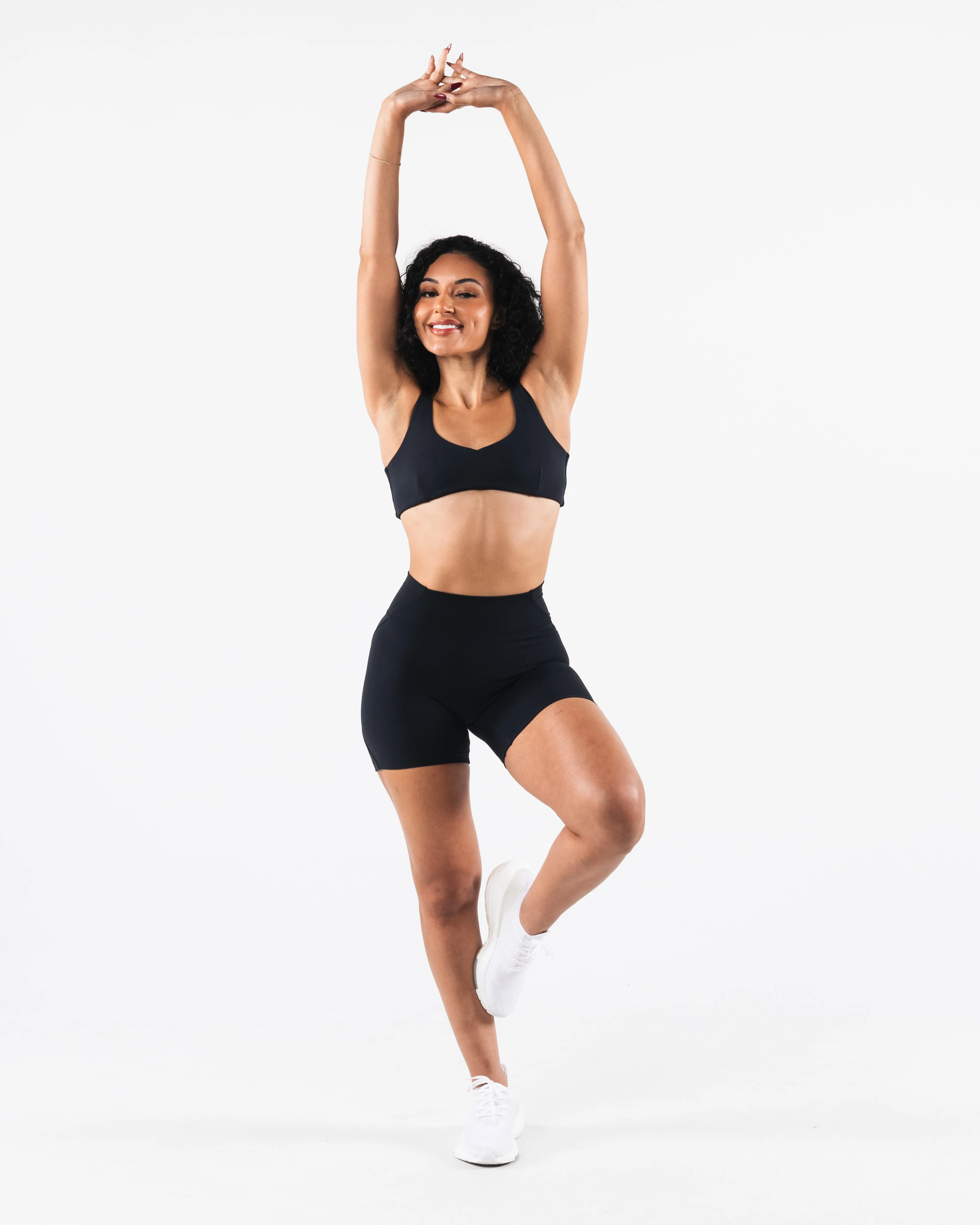 Aura Short 5" - Black