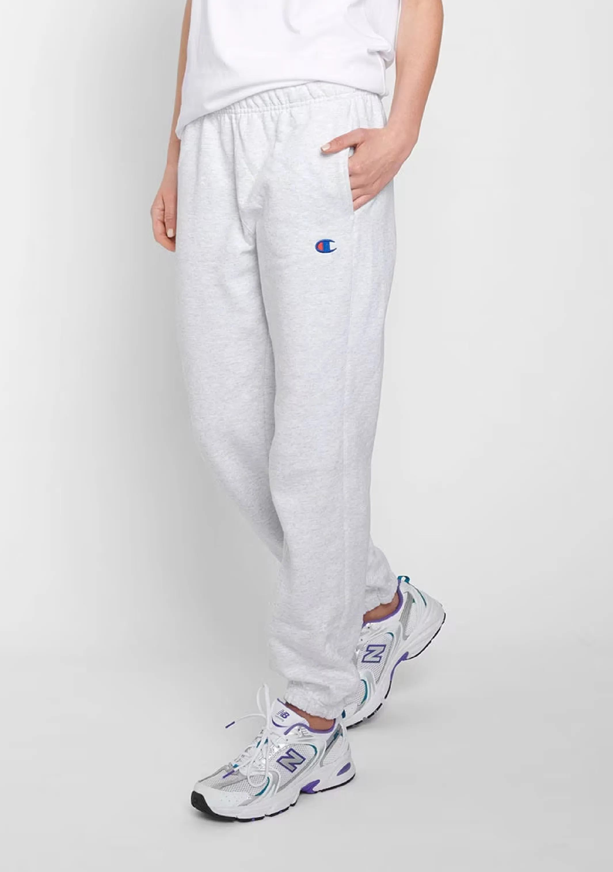 Champion Women's Reverse Weave Relaxed Jogger