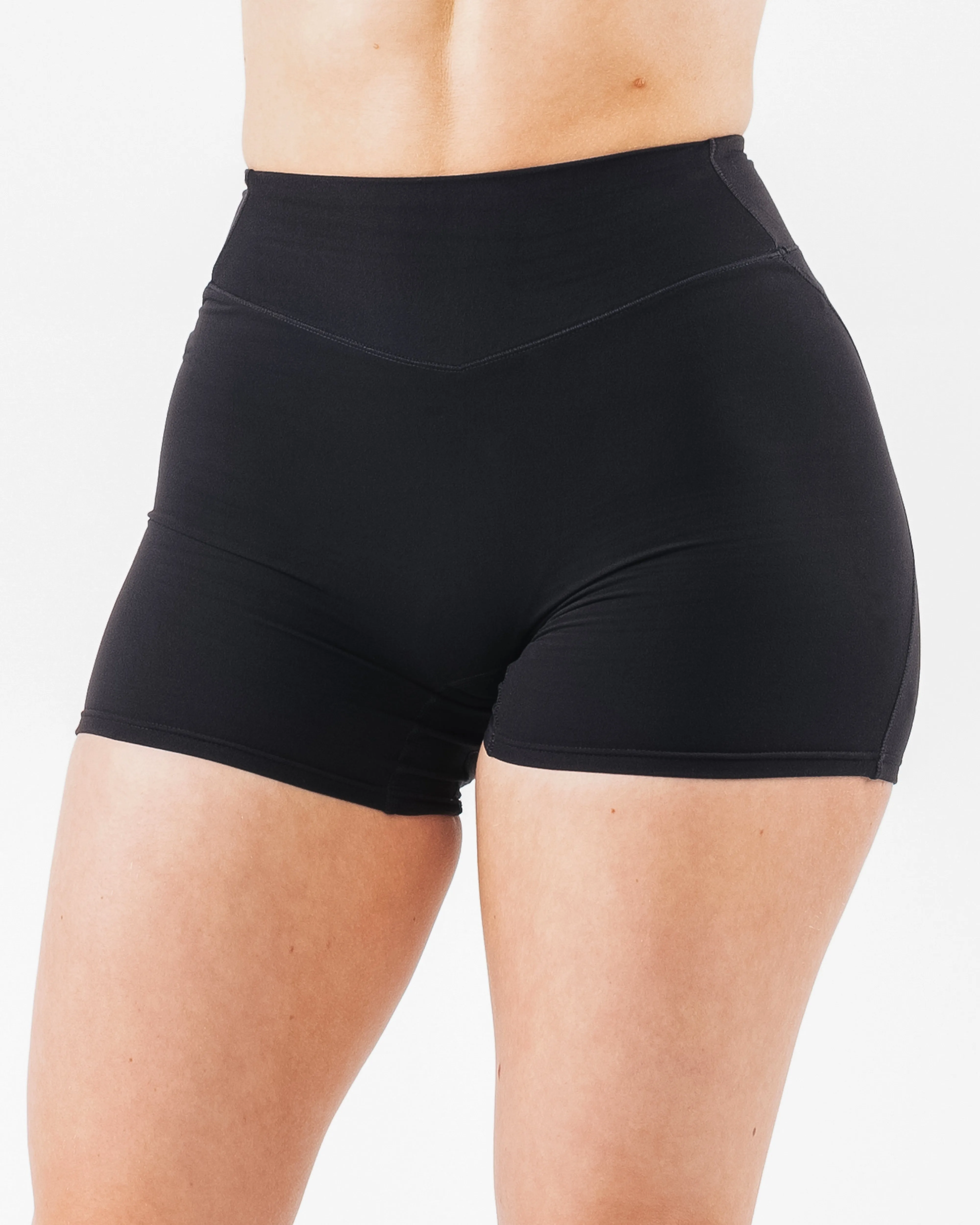 Everyday Core Short 5" - Black