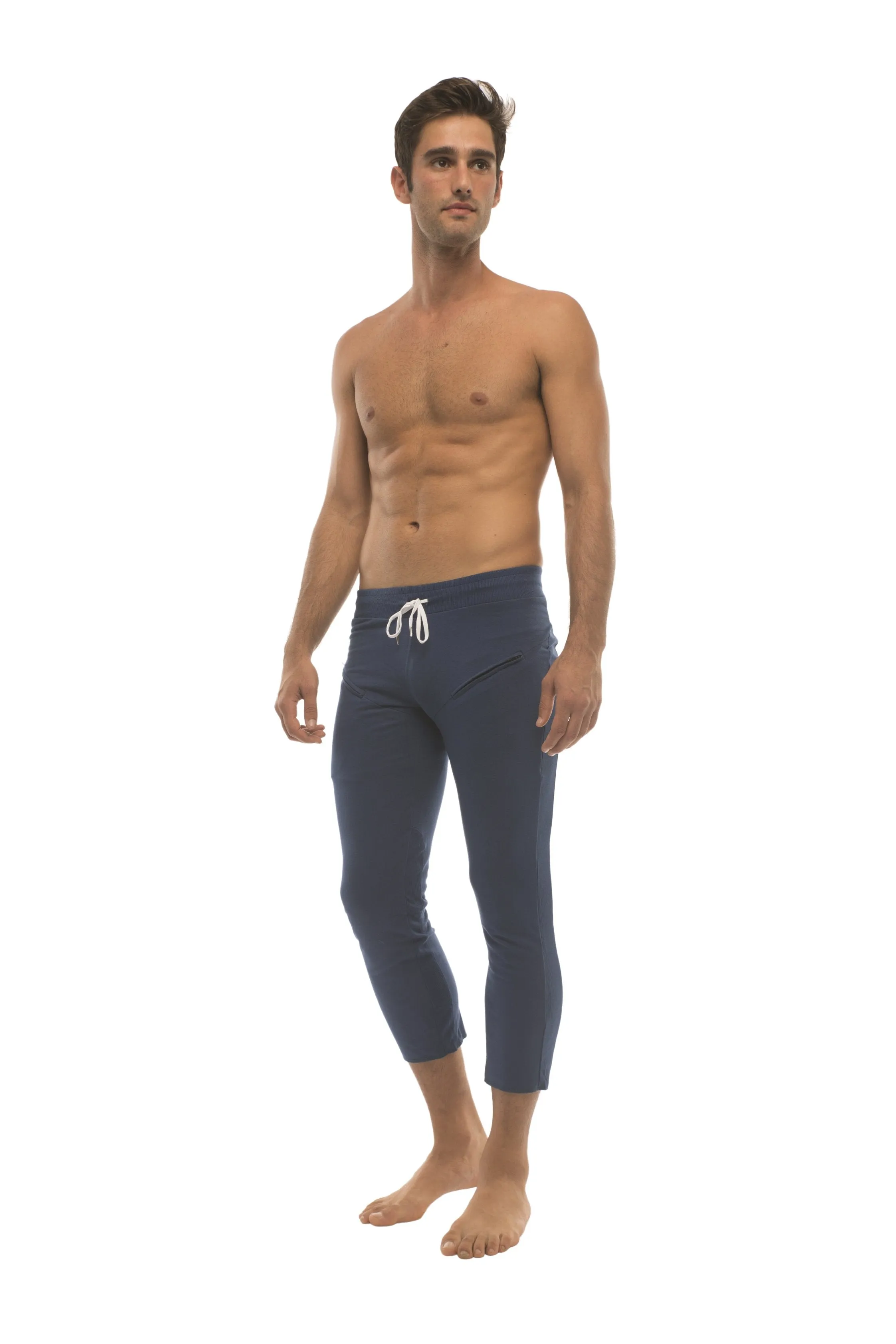 Mens 4/5 Zipper Pocket Capri Yoga Pants (Solid Royal Blue)