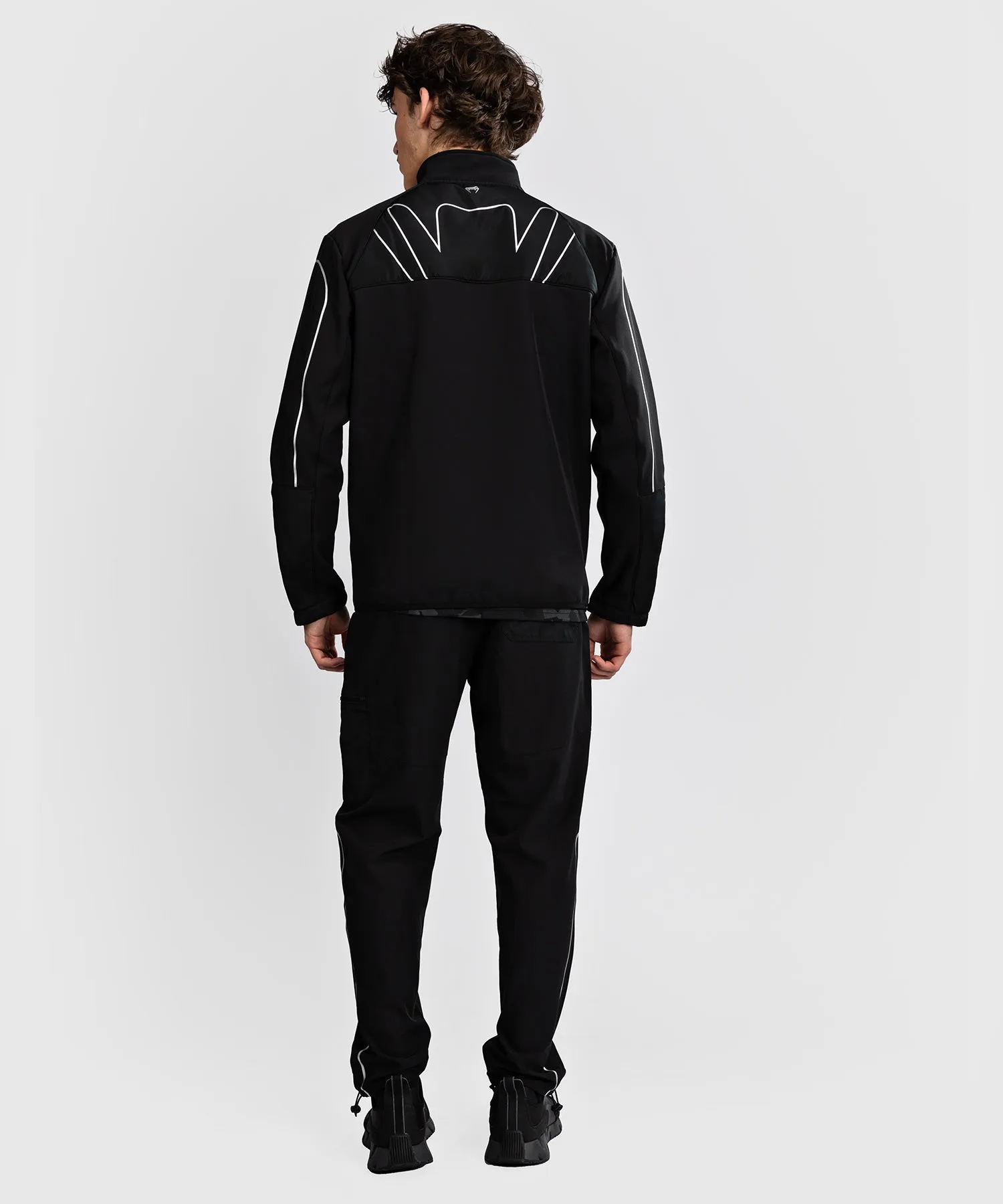 Venum Paddock Softshell Jacket Long Sleeves - Black